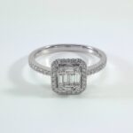 18K WG DIAMOND RING