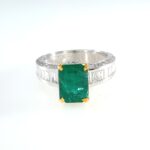 EMERALD & DIA 18KW RING