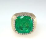 EMERALD & DIA 18KY RING