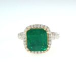 AGL EMERALD & DIA 18KW RING