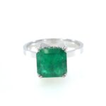 EMERALD 18KW SOLITAIRE RING