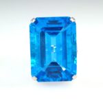 BLUE TOPAZ & DIA 18KW RING