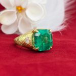 EMERALD & DIA 18KY RING Columbian