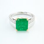 3.34CT EMERALD & DIA 18KW RING