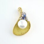 PEARL & DIA/SAPPHIRE 18KY PENDANT