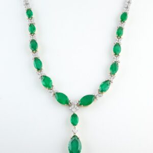 PLAT NECKLACE