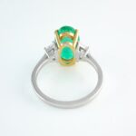 EMERALD & DIA 18KW 3-STONE RING - Image 3
