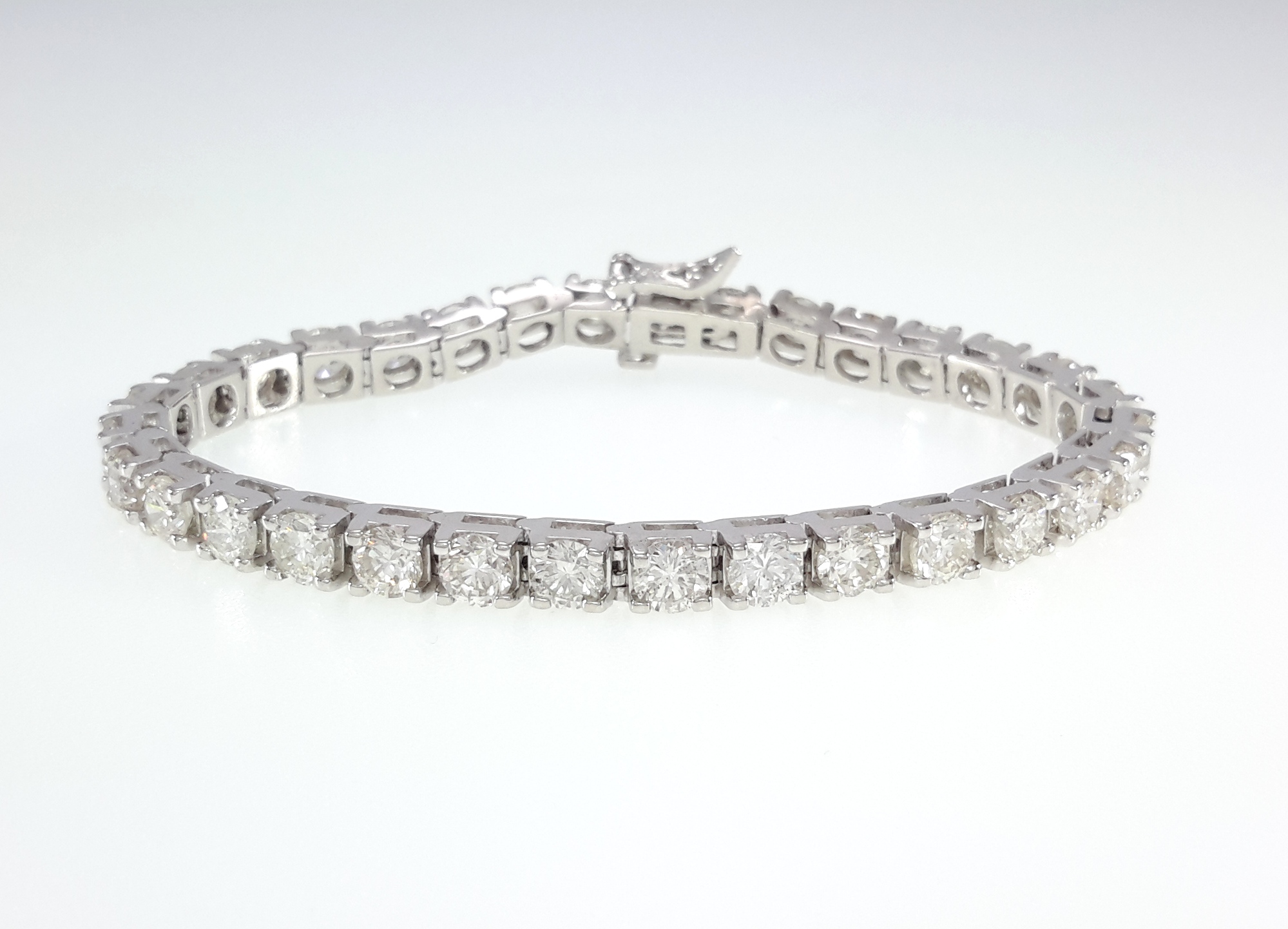 10CT DIA 14KW BRACELET 10CT DIA 14KW BRACELET - Image 1