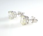 4.41CT DIA 18KW STUD EARRINGS - Image 3