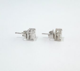 1.98CT PRINCESS-CUT DIA STUD EARRINGS - Image 2