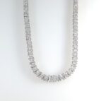 27.87CT DIA 18KW GRADUATED NECKLACE