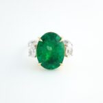 EMERALD & DIAMOND 3-STONE RING