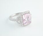 PINK SAPPHIRE & DIA 14KW 3-STONE RING - Image 2