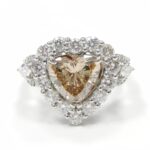 HEART-SHAPE DIA 18KW HALO RING
