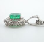 EMERALD & DIA PLAT CHAIN NECKLACE - Image 4