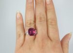 RUBY & DIA 3-STONE 18KW RING - Image 6