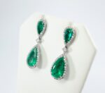 8.92CT EMERALD & DIA EARRINGS - Image 2