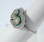 2.26TCW 3-STONE DIA EMERALD RING - Image 2
