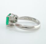 EMERALD & DIA PLAT  RING - Image 4