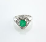 EMERALD & DIA PLAT RING