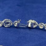 6.09CT SAPPHIRE & DIA 14KW BRACELET - Image 3