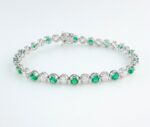 EMERALD & DIA 18KW CROWN BRACELET