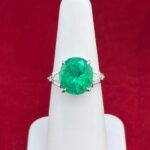 PLATINUM EMERALD DIA RING