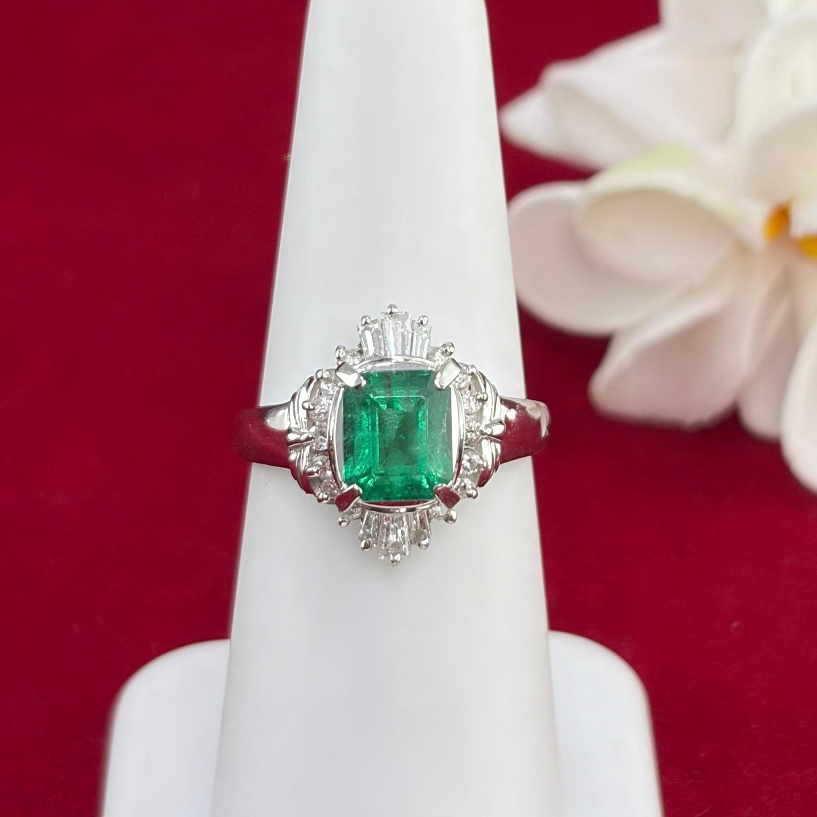 PLATINUM EMERALD DIA RING PLATINUM EMERALD DIA RING - Image 1