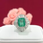 EMERALD DIA PLATINUM RING