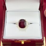 RUBY & DIA 18KW THREE-STONE RING - Image 4