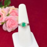 EMERALD DIA PLATINUM RING