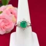 EMERALD DIA PLATINUM RING