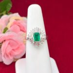 EMERALD DIA PLATINUM RING