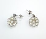 DIA PLAT FLOWER EARRING - Image 2