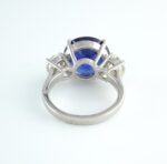 SAPPHIRE & DIA 3 STONE RING - Image 4